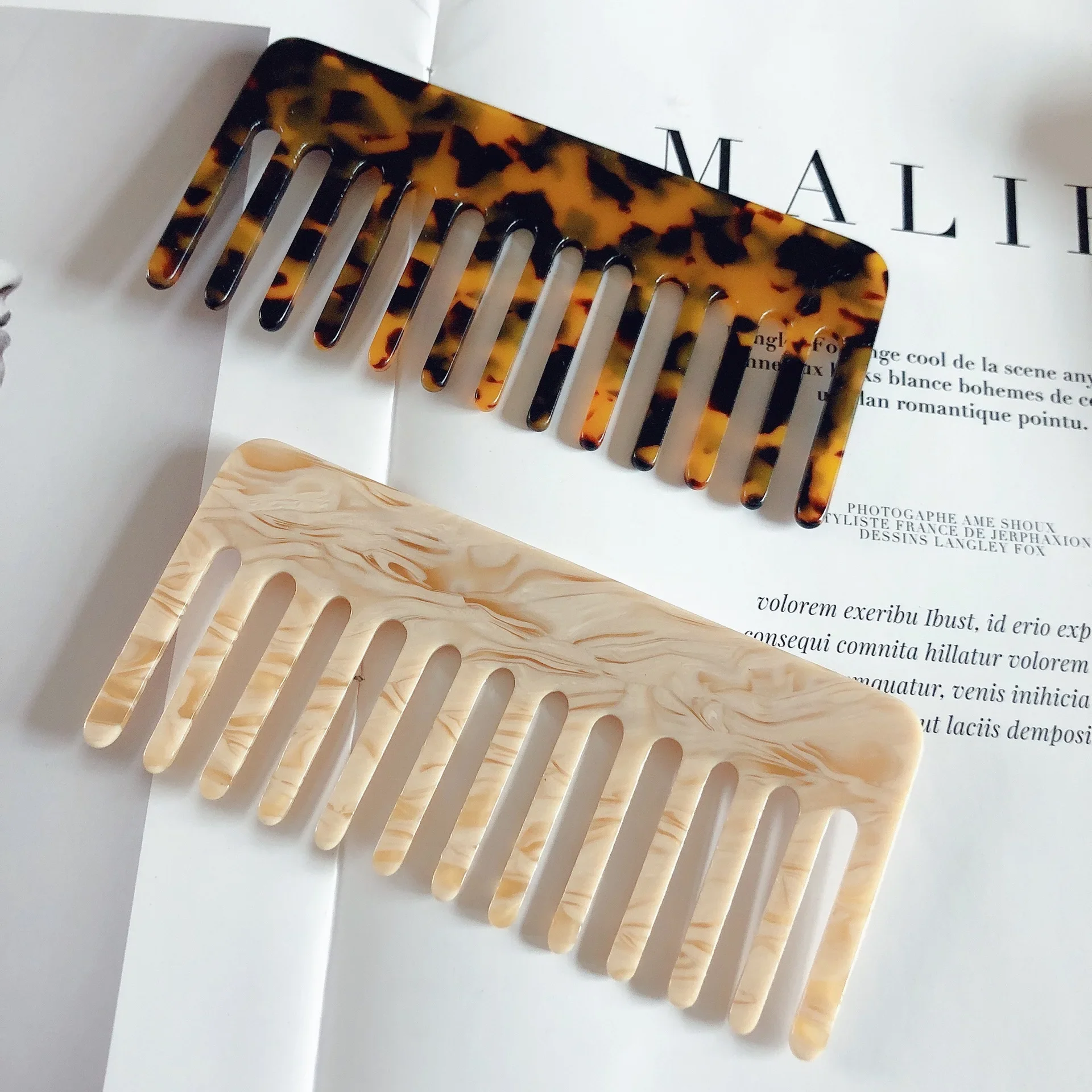 Hair Care Korean Products - แปรงหวีผมสำหรับผู้หญิงแปรงผมอะซิเตทป้องกันไฟฟ้าสถิตย์หัวนวด MODE Korea หวีช่างผมหลากสี